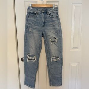 American Eagle baggy jeans